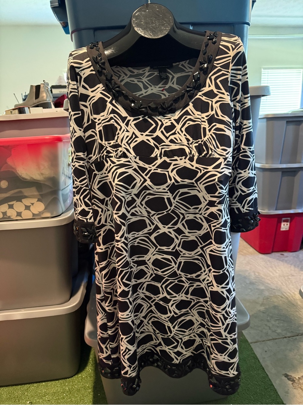Black & White Patterned Women’s Scoop Neck Dress mp29
